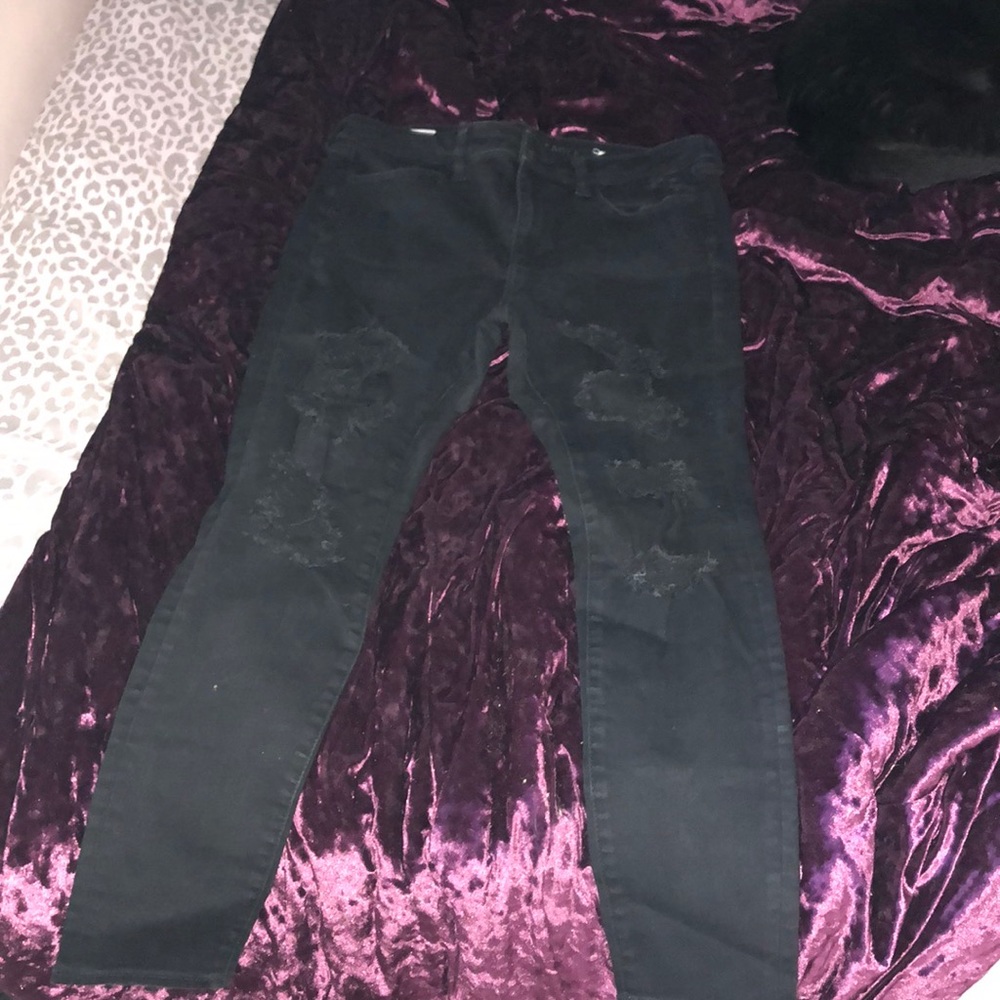 Black ripped Jeans